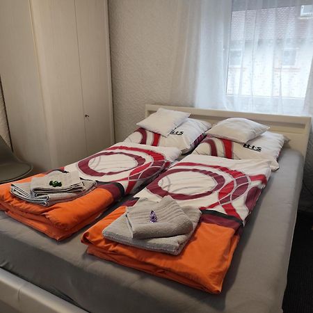 Gaestezimmer Boxenstopp Veitsbronn Dış mekan fotoğraf