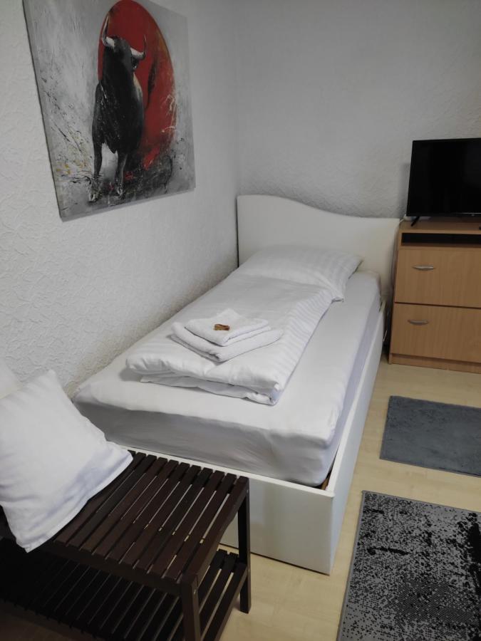 Gaestezimmer Boxenstopp Veitsbronn Dış mekan fotoğraf
