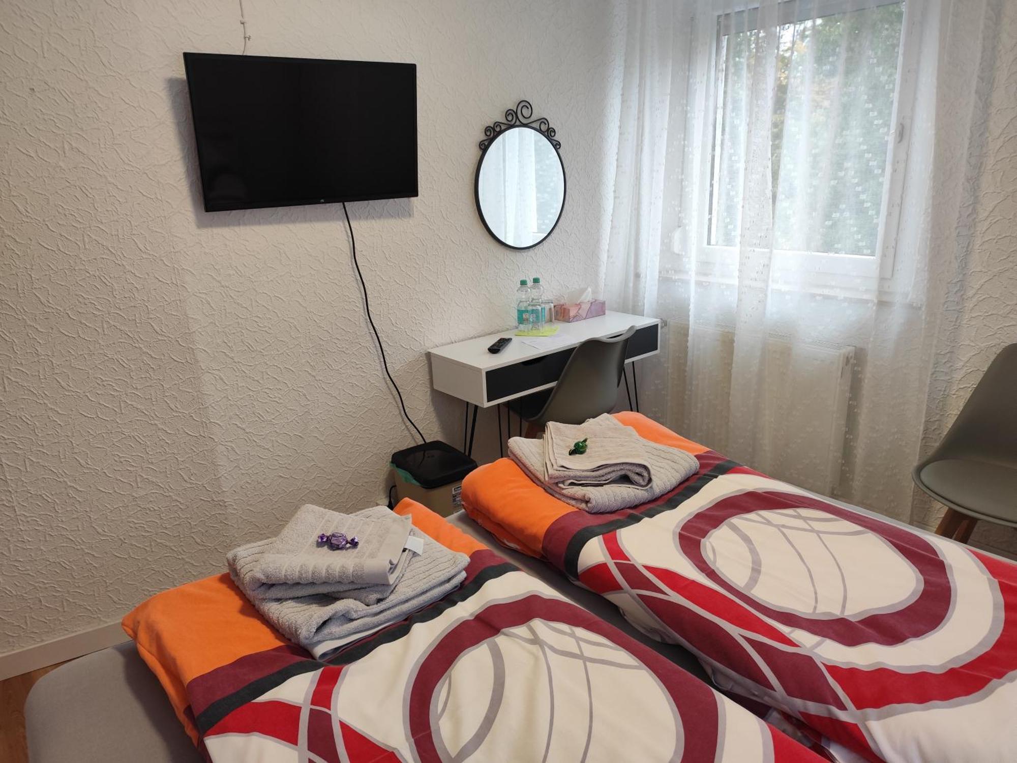 Gaestezimmer Boxenstopp Veitsbronn Dış mekan fotoğraf